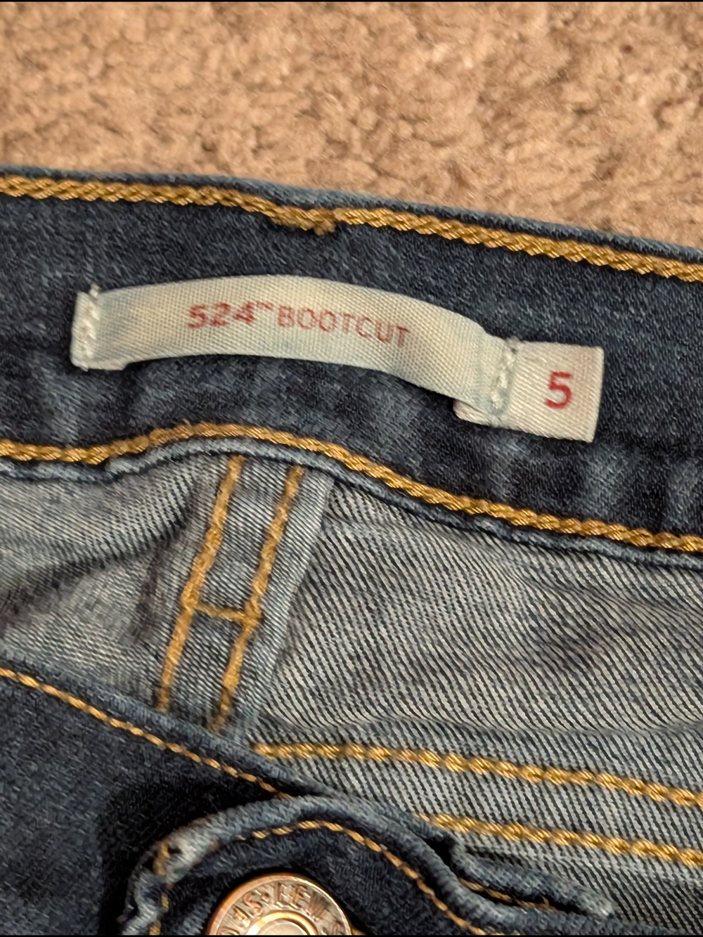 Levi's 524 Dark Wash Boot Cut Jeans Size 5 - Picture 9 of 12